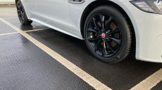 Jaguar XF 2.0d [180] R-Sport 4dr Auto Diesel Saloon